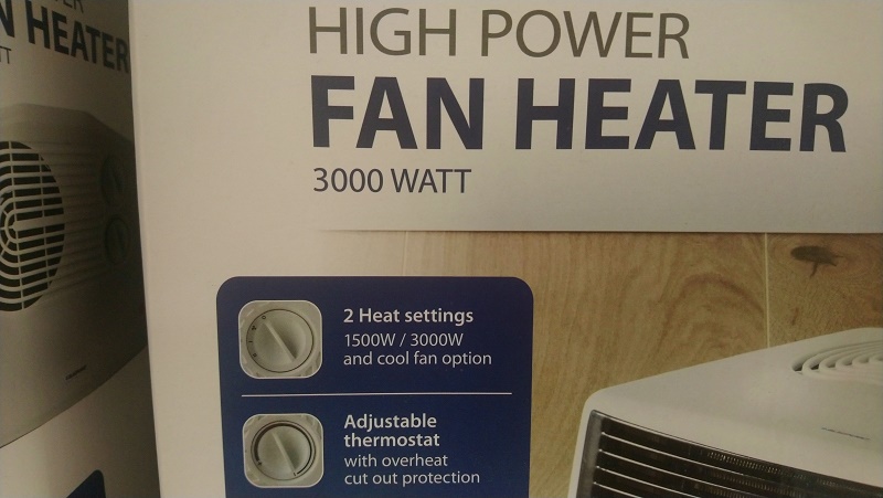 "High power fan heater. 3000 Watt. 2 heat settings, 1500W/3000W. Adjustable thermostat with overheat cut out protection."